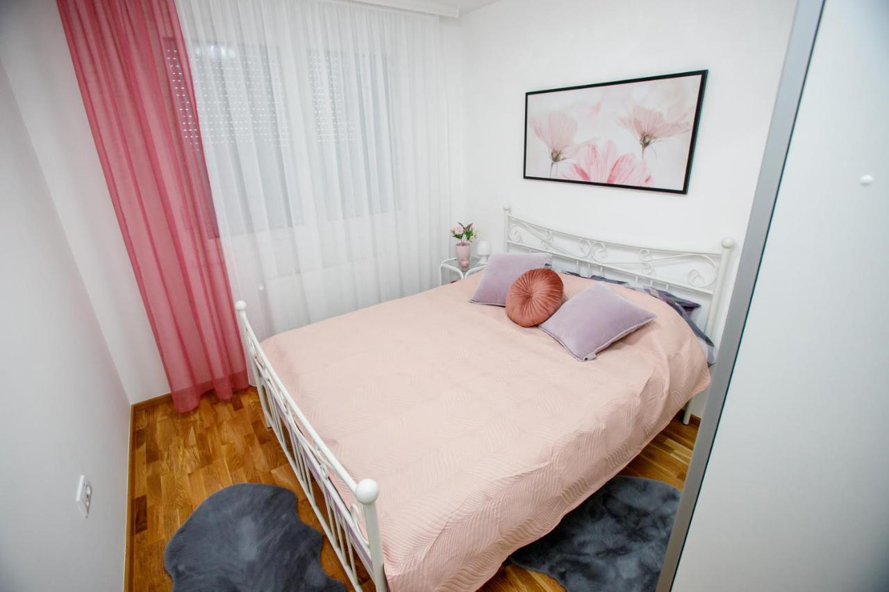 Tik Tak Apartman Суботица Экстерьер фото