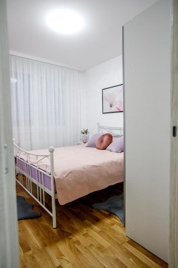Tik Tak Apartman Суботица Экстерьер фото