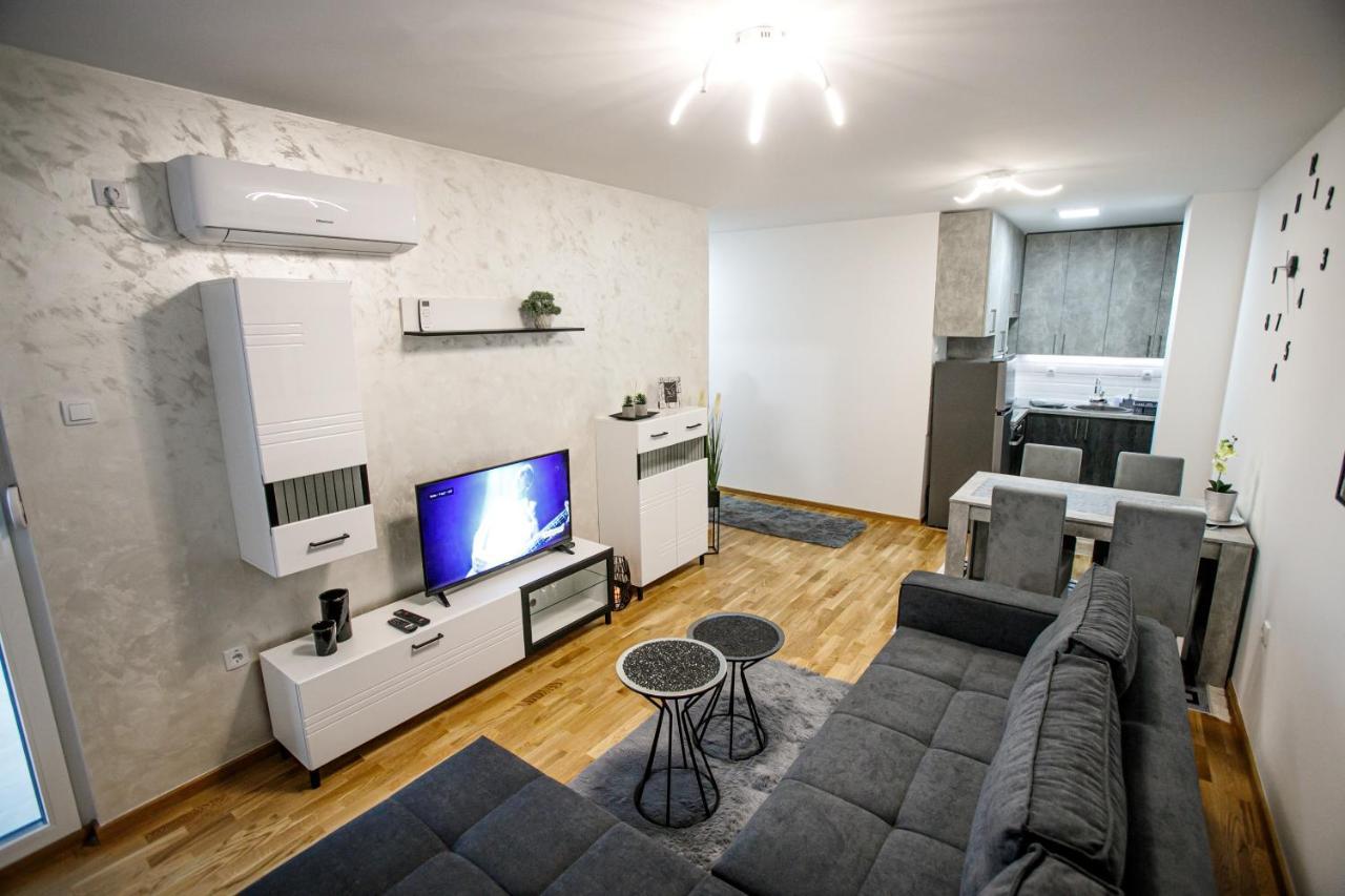 Tik Tak Apartman Суботица Экстерьер фото